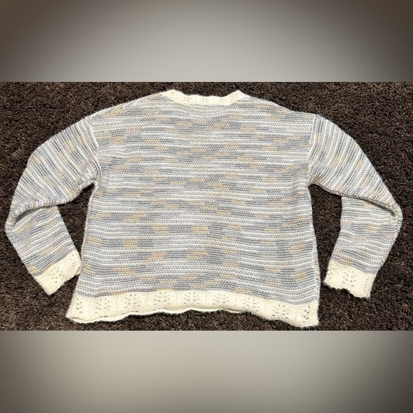 Fate Women’s Sweater Size Large Excellent Condition - Picture 6 of 7